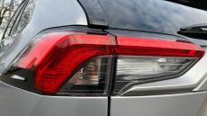 Toyota RAV4 2.5 VVT-i Hybrid Dynamic 5dr CVT 2WD Hybrid Estate